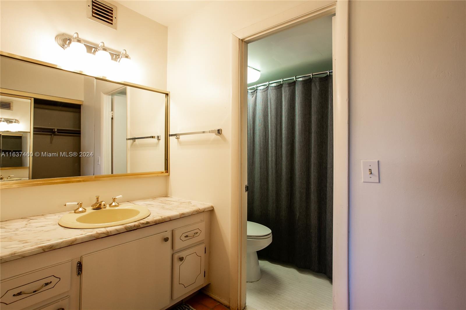 200 Diplomat Pkwy # 325