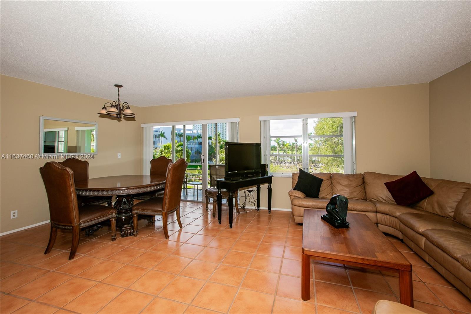 200 Diplomat Pkwy # 325