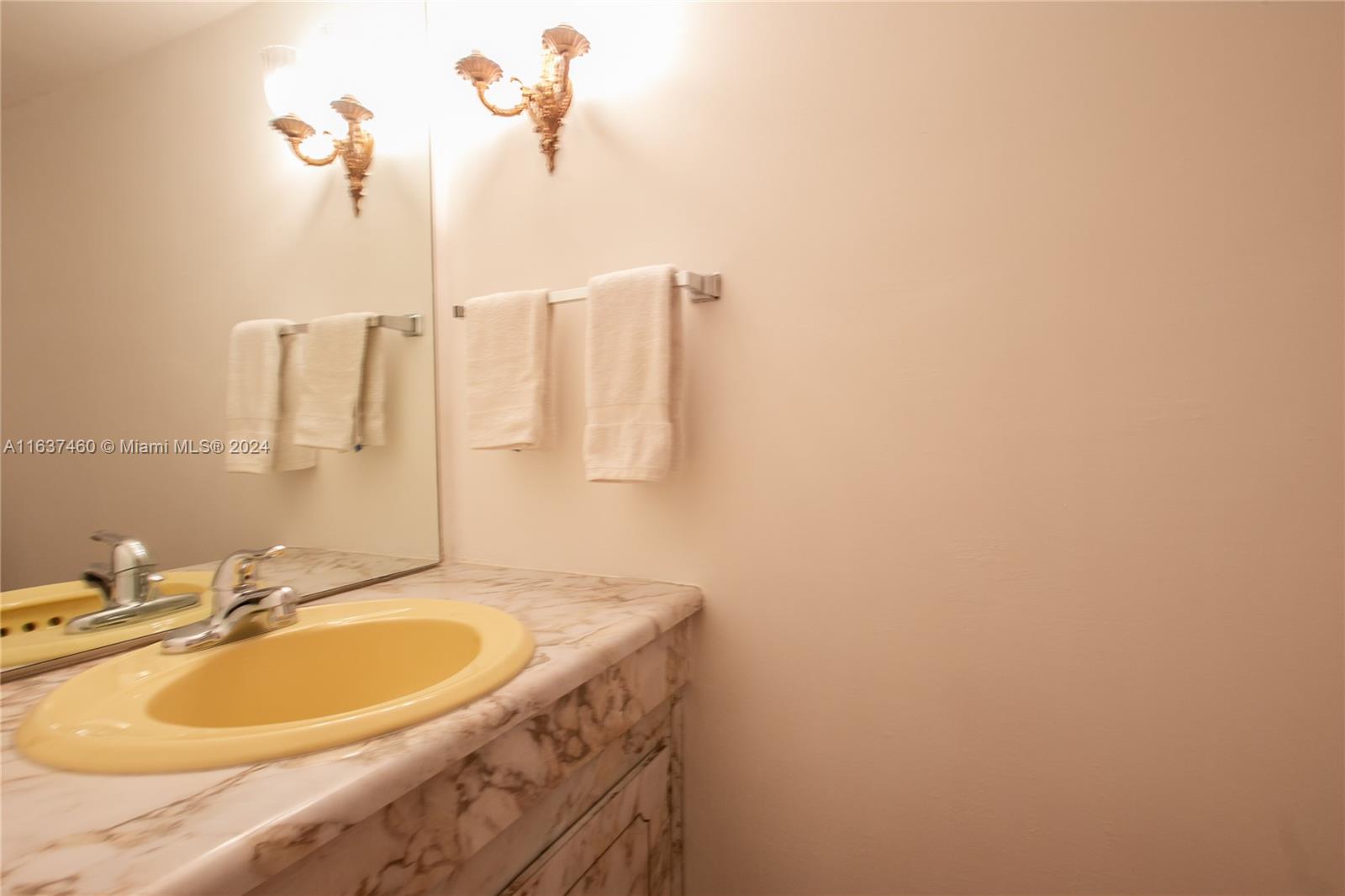 200 Diplomat Pkwy # 325