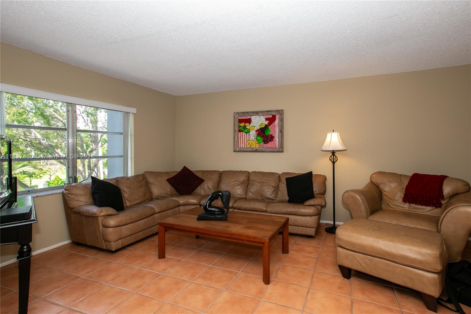 200 Diplomat Pkwy # 325