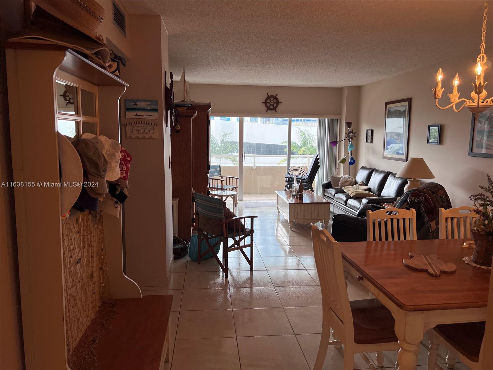 1965 S Ocean Dr # 2D