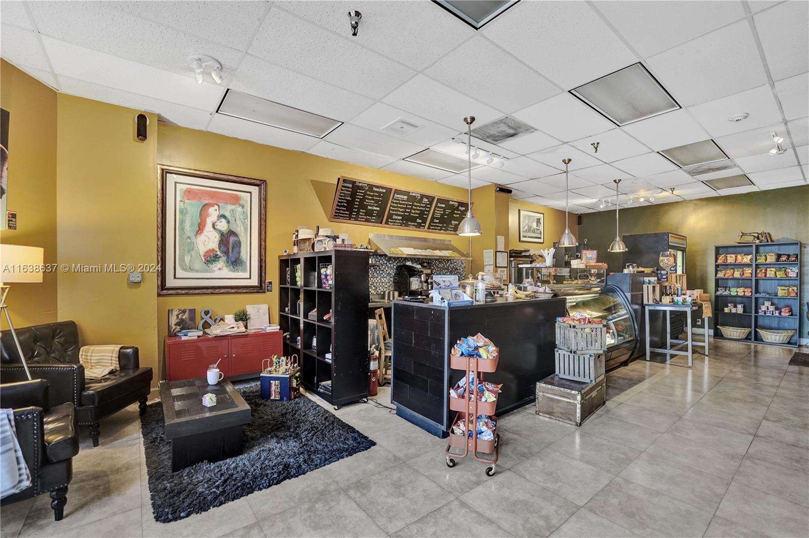 20201 E Country Club Dr # 405
