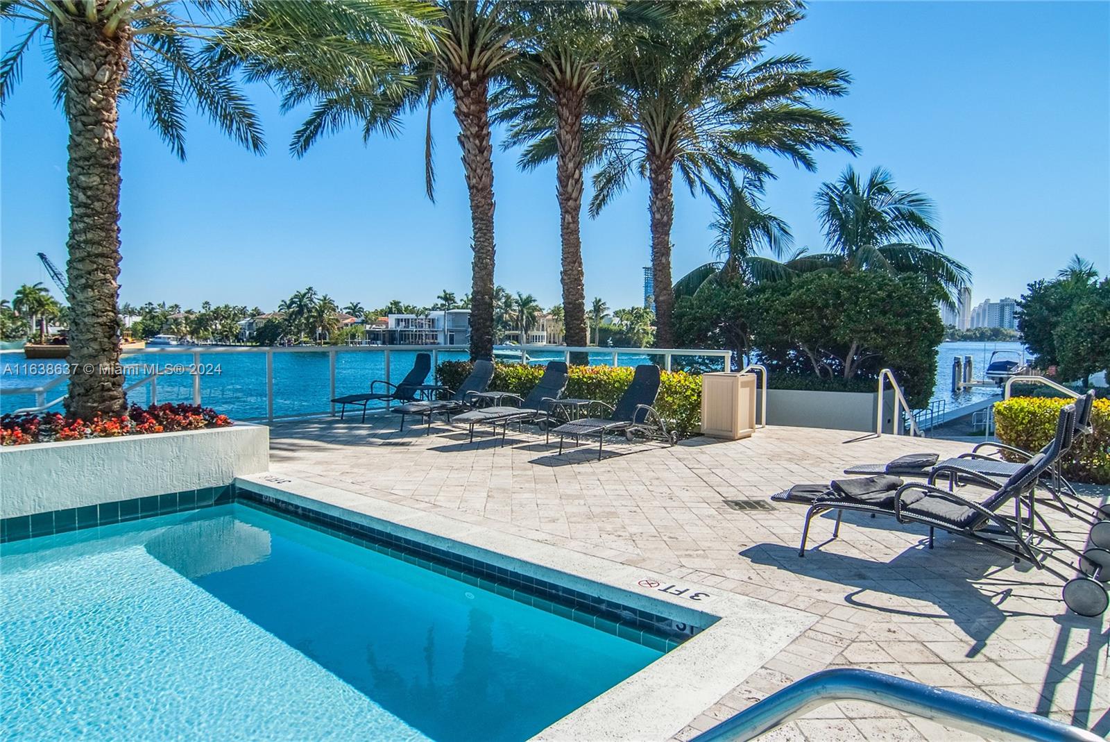 20201 E Country Club Dr # 405