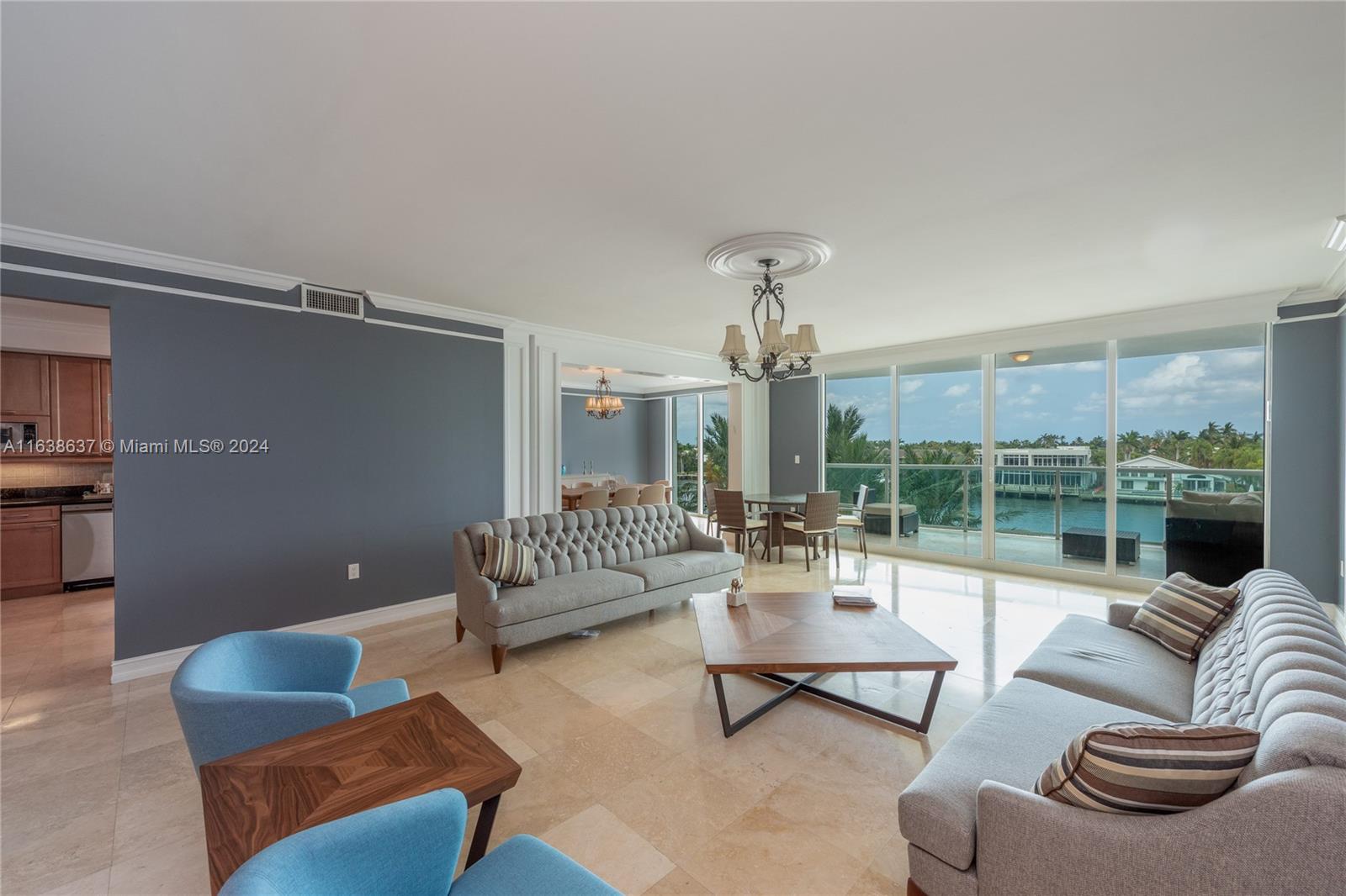 20201 E Country Club Dr # 405