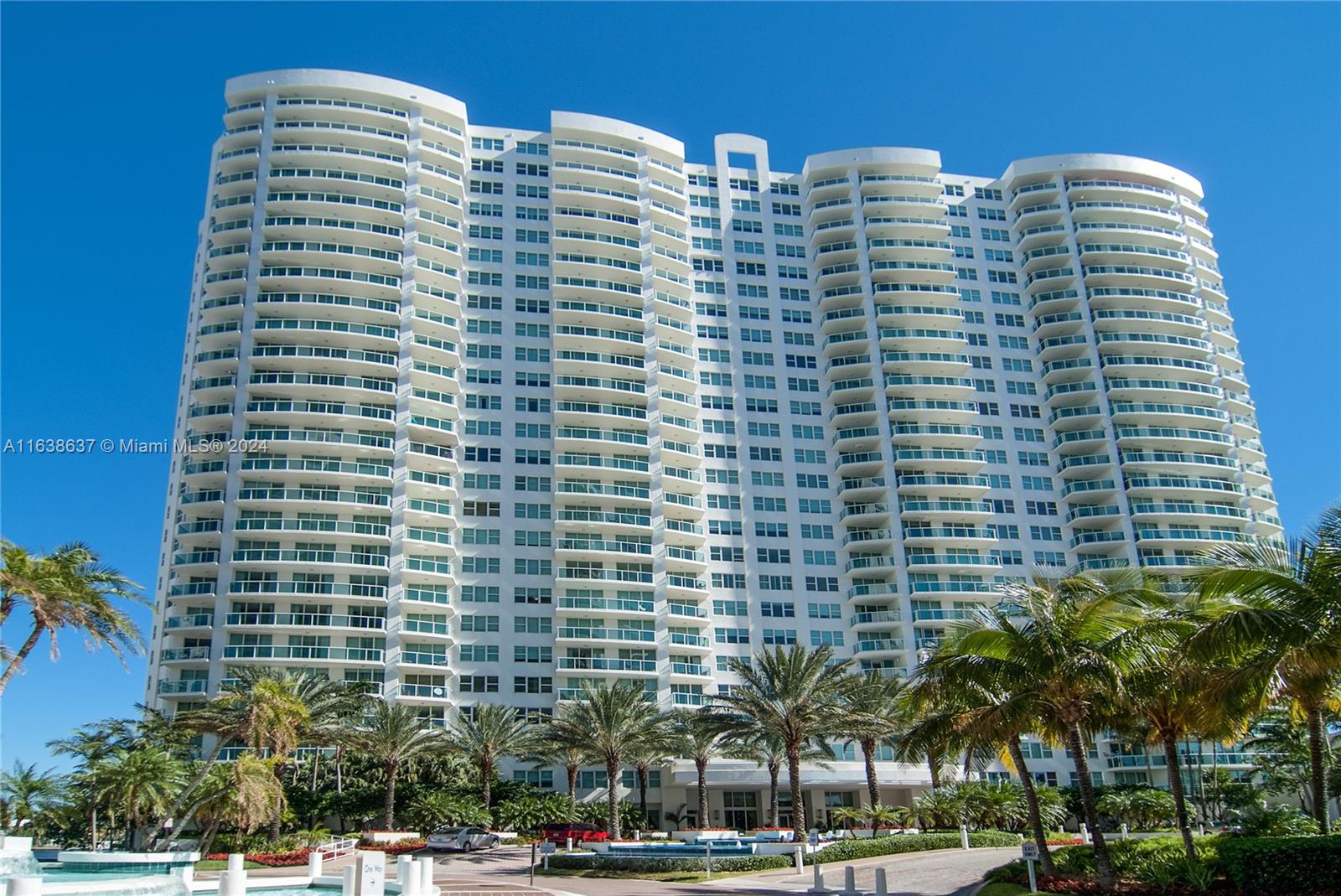 20201 E Country Club Dr # 405