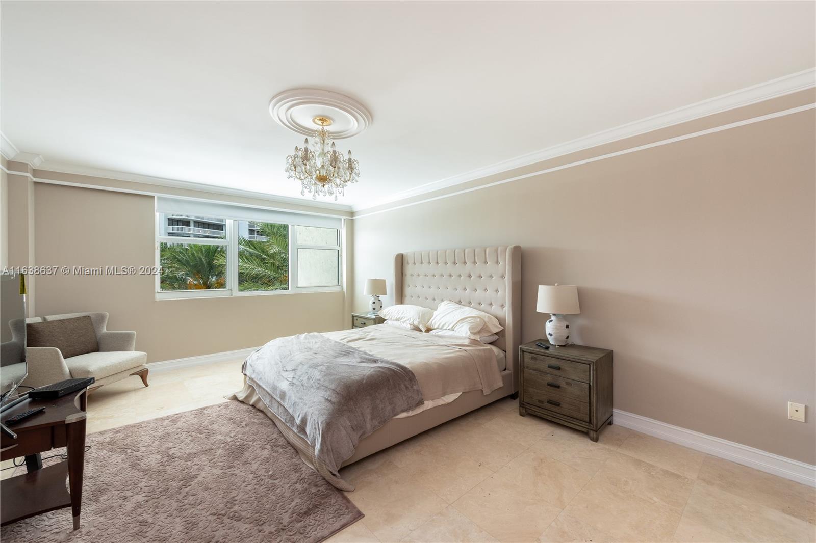 20201 E Country Club Dr # 405
