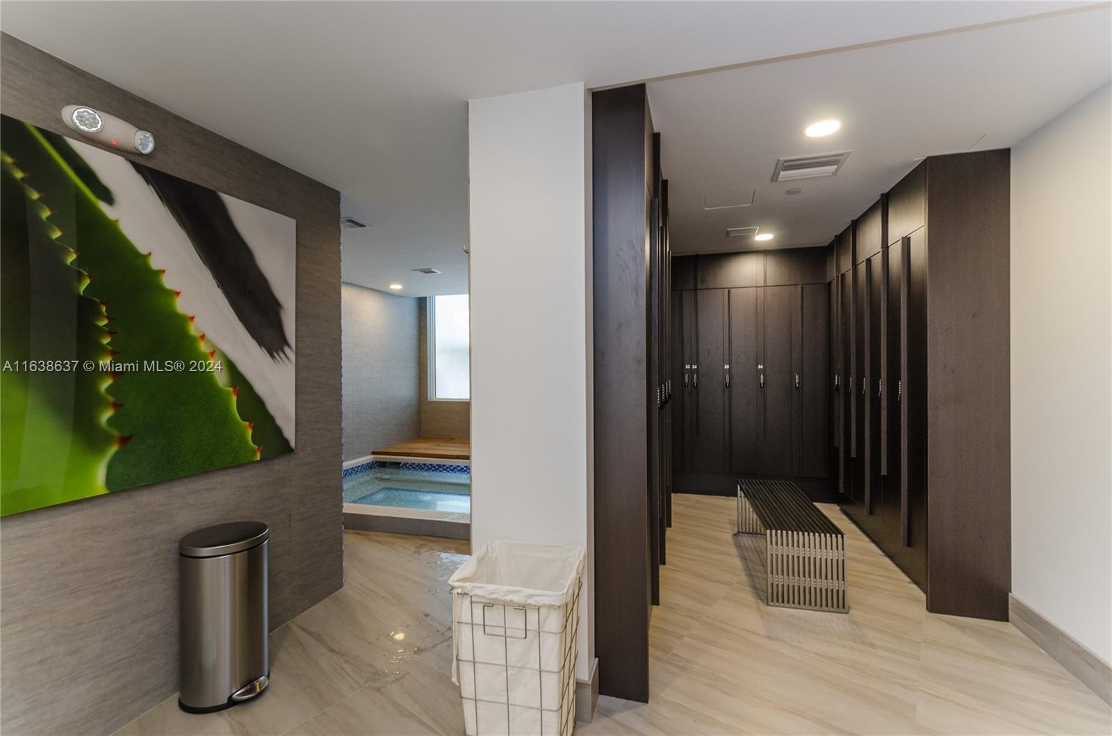 20201 E Country Club Dr # 405