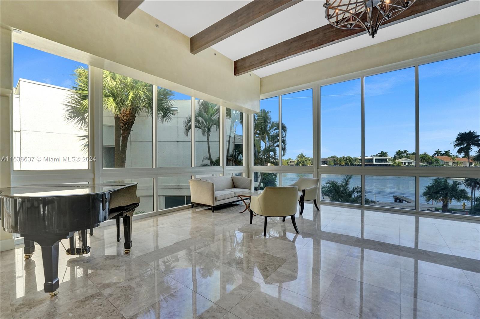 20201 E Country Club Dr # 405