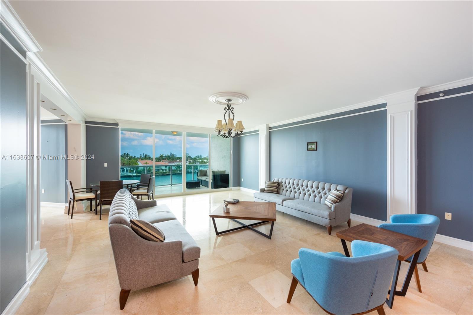 20201 E Country Club Dr # 405