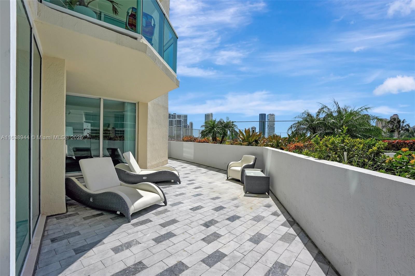 3370 Hidden Bay Dr # 404