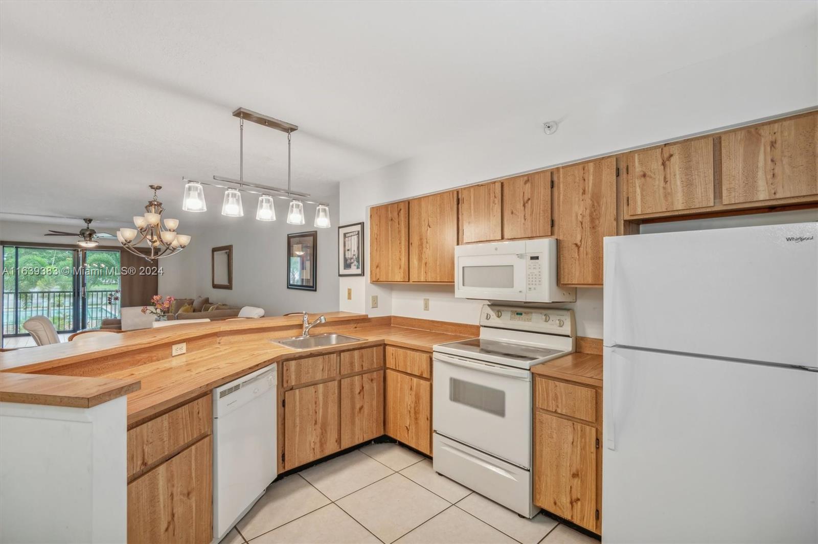 2205 S Cypress Bend Dr # 203