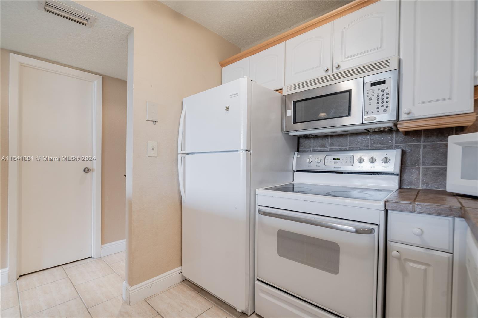 3401 N Country Club Dr # 703