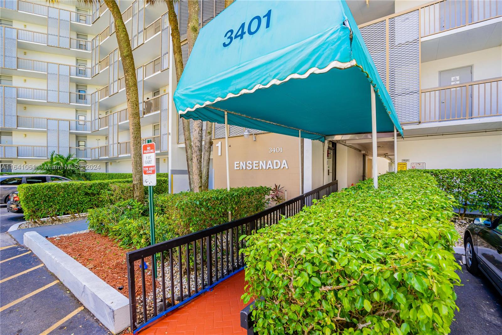 3401 N Country Club Dr # 703