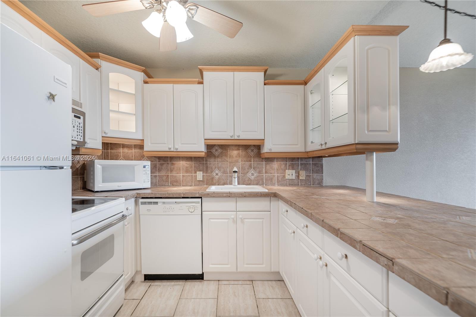 3401 N Country Club Dr # 703