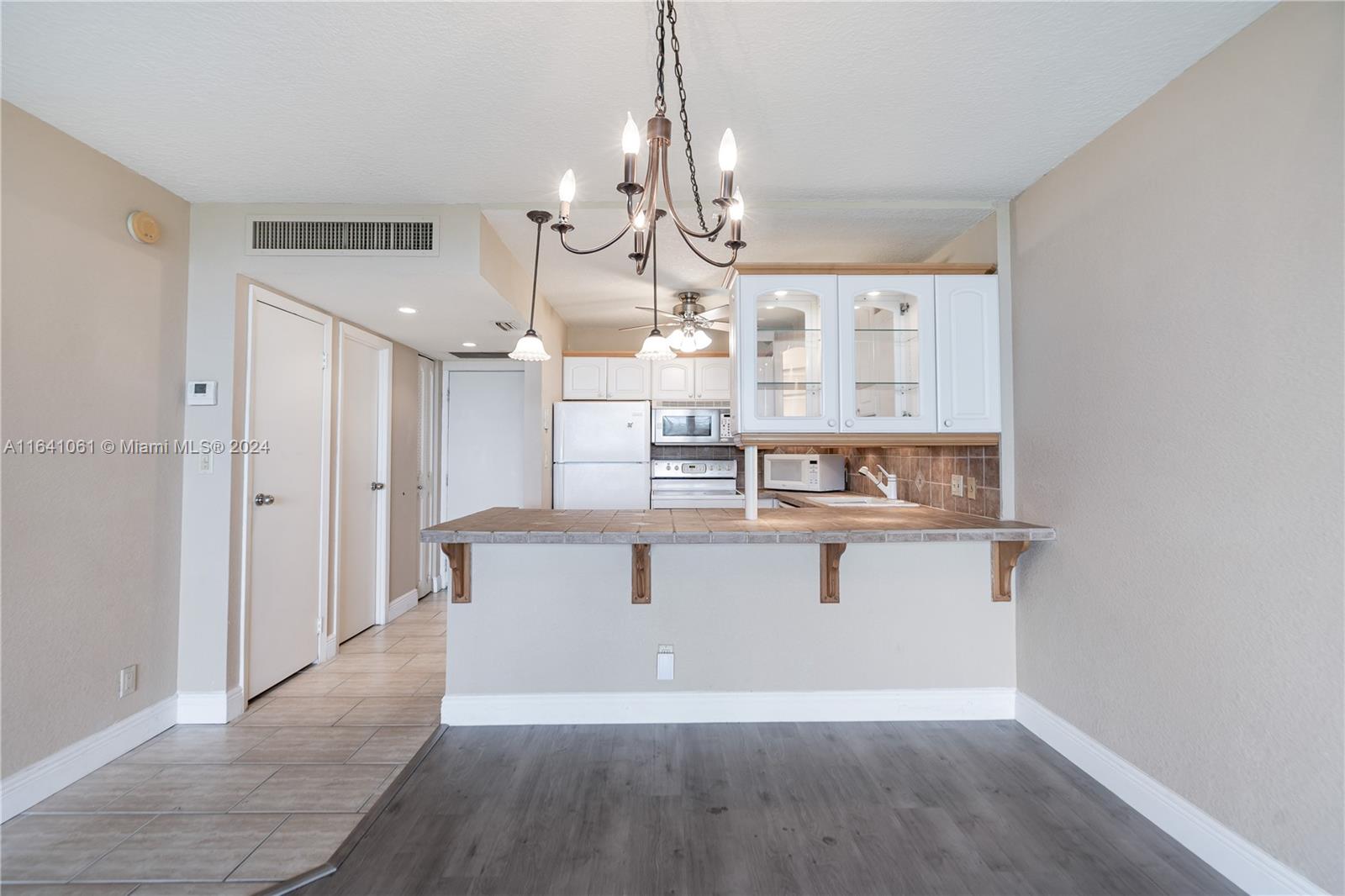3401 N Country Club Dr # 703