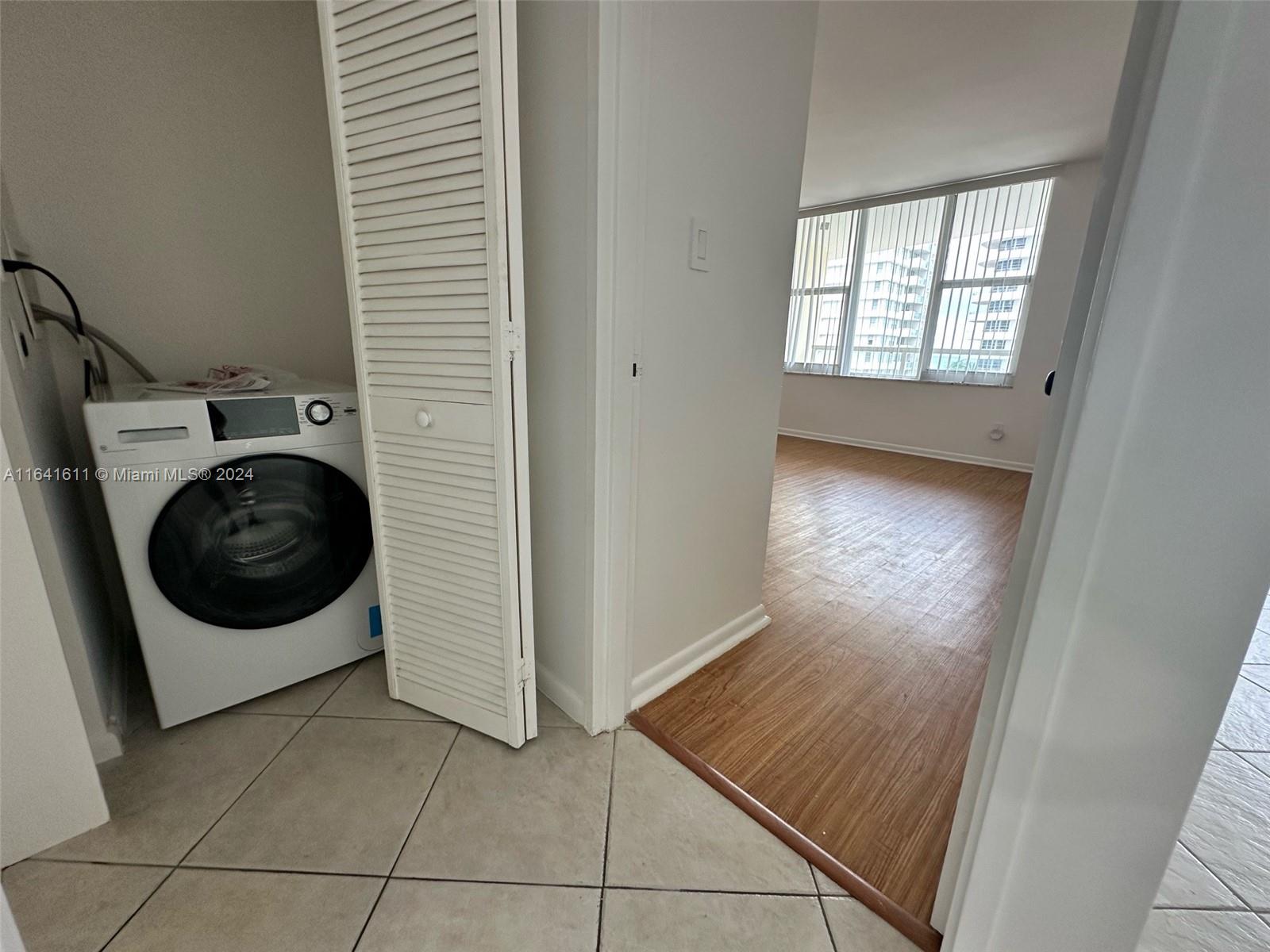 5600 Collins Ave # 7A