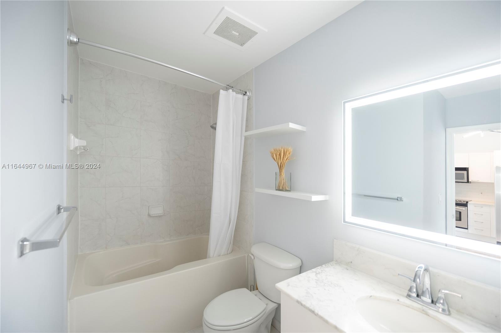 133 NE 2nd Ave # 2903