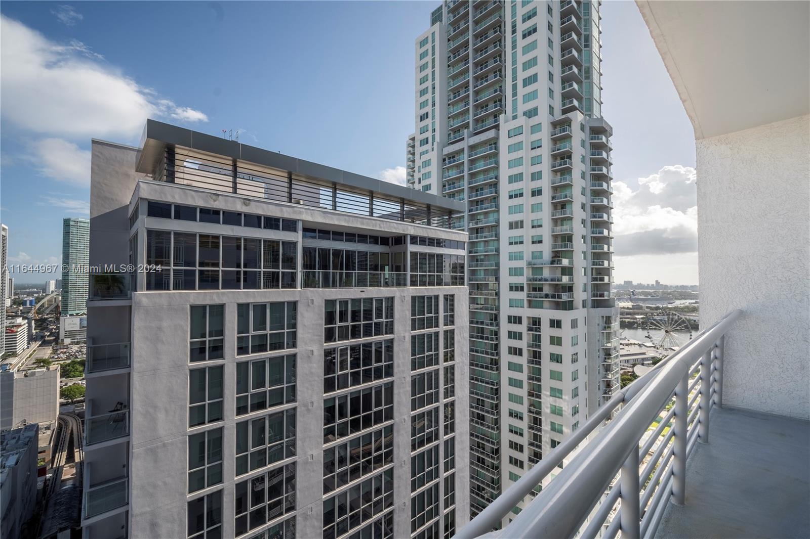 133 NE 2nd Ave # 2903