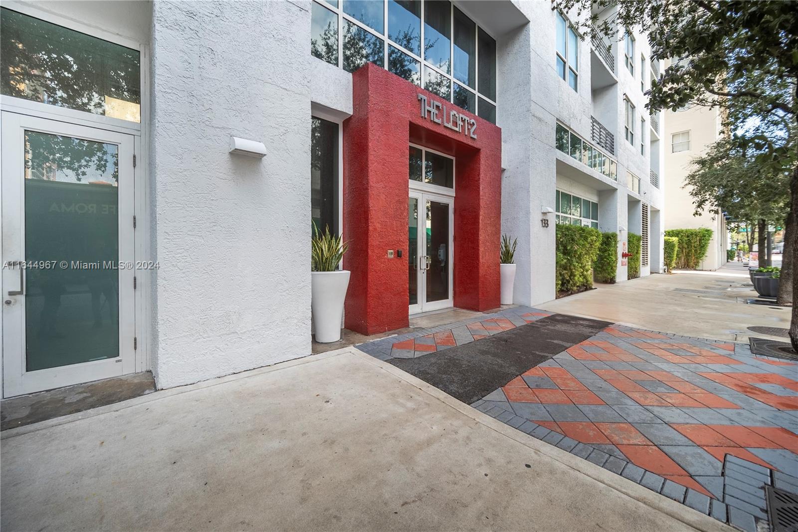 133 NE 2nd Ave # 2903