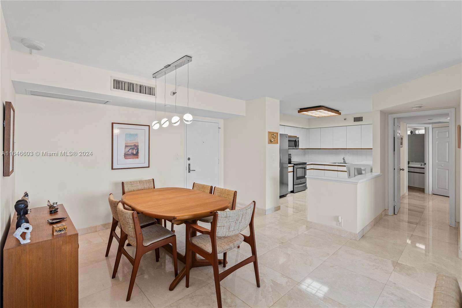 3530 Mystic Pointe Dr # 2904