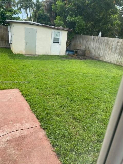 3230 N 73rd Ave
