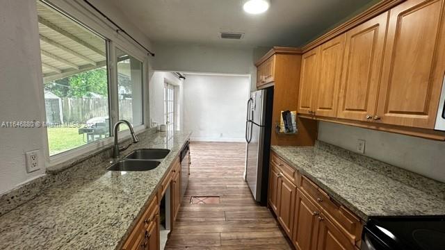 3230 N 73rd Ave