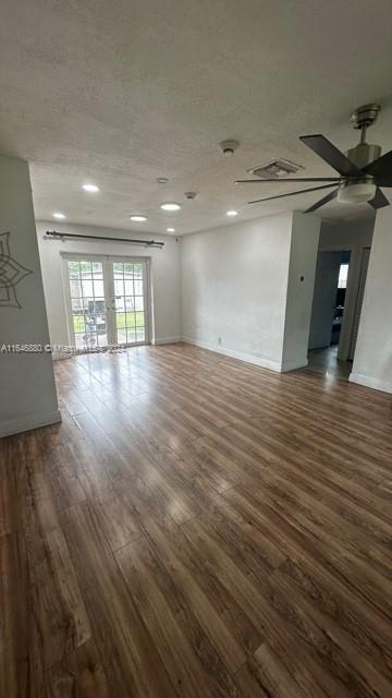 3230 N 73rd Ave