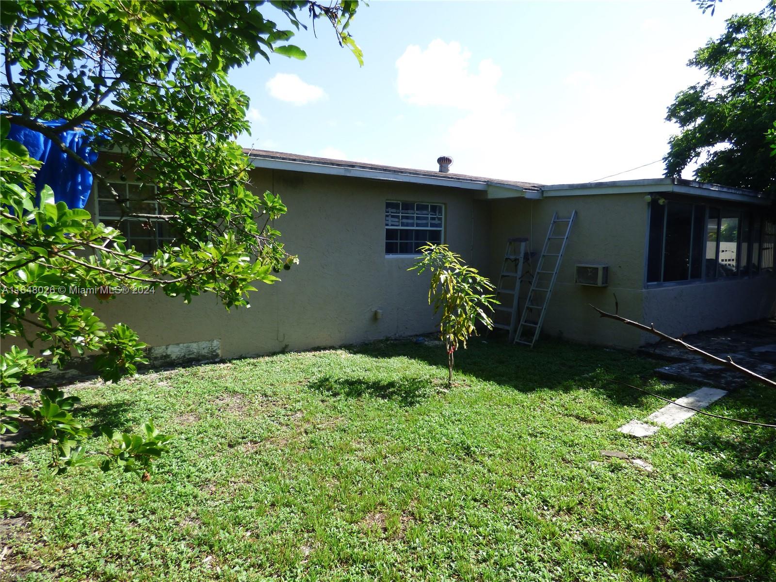 4260 NW 22nd St