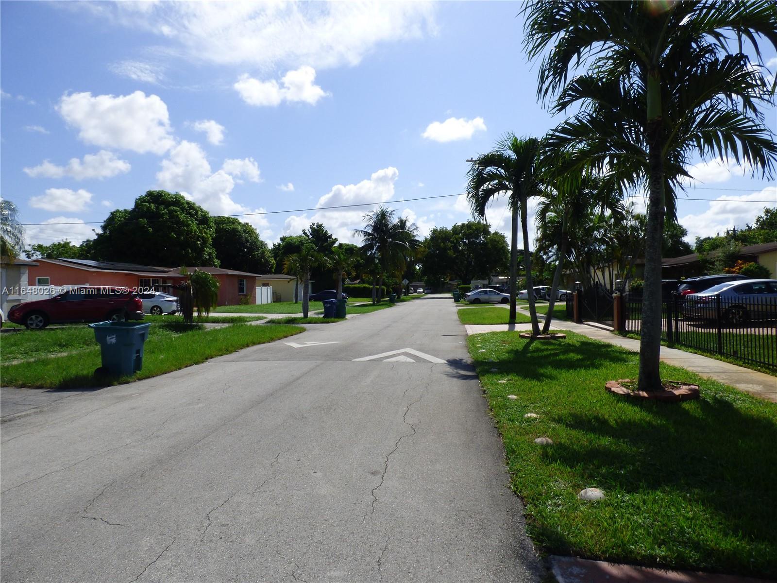 4260 NW 22nd St