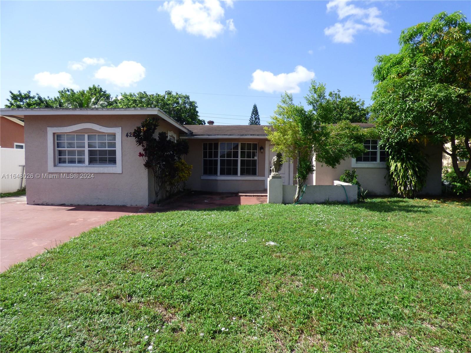 4260 NW 22nd St