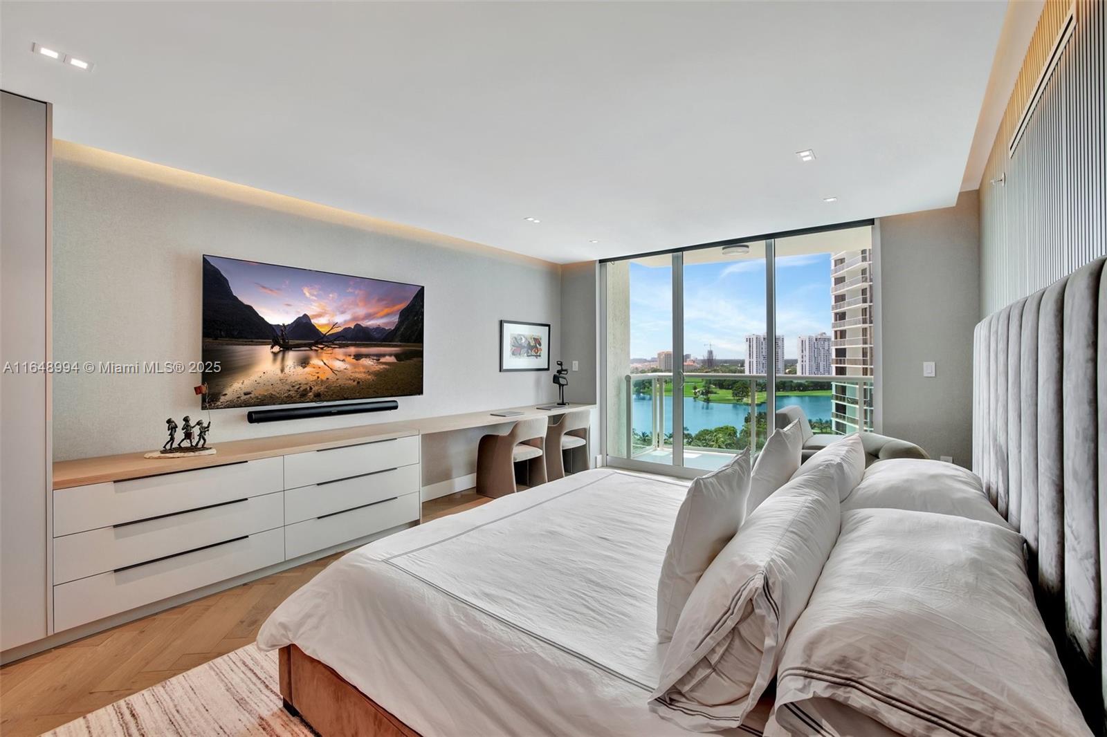 20201 E Country Club Dr # 1604