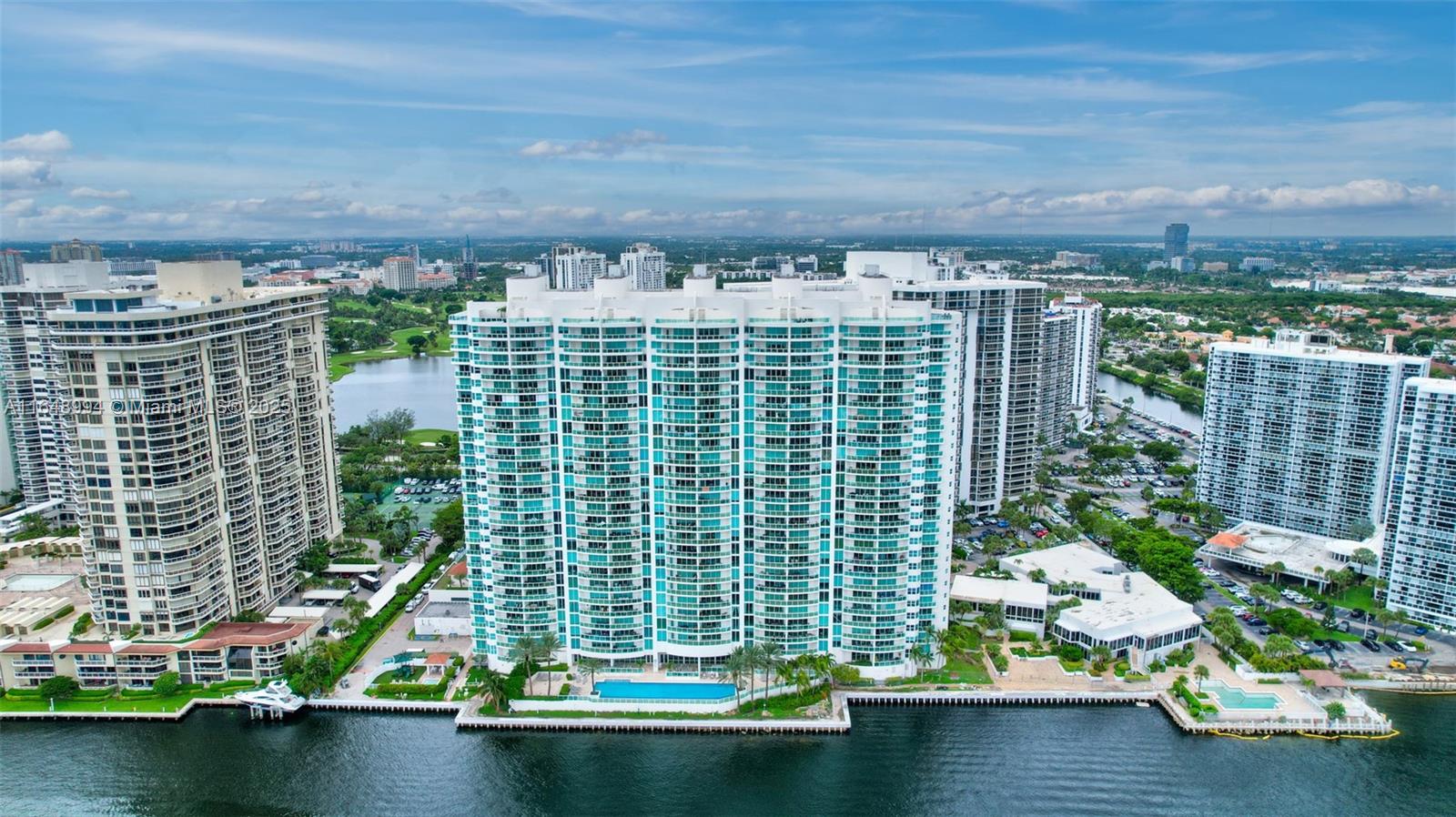 20201 E Country Club Dr # 1604