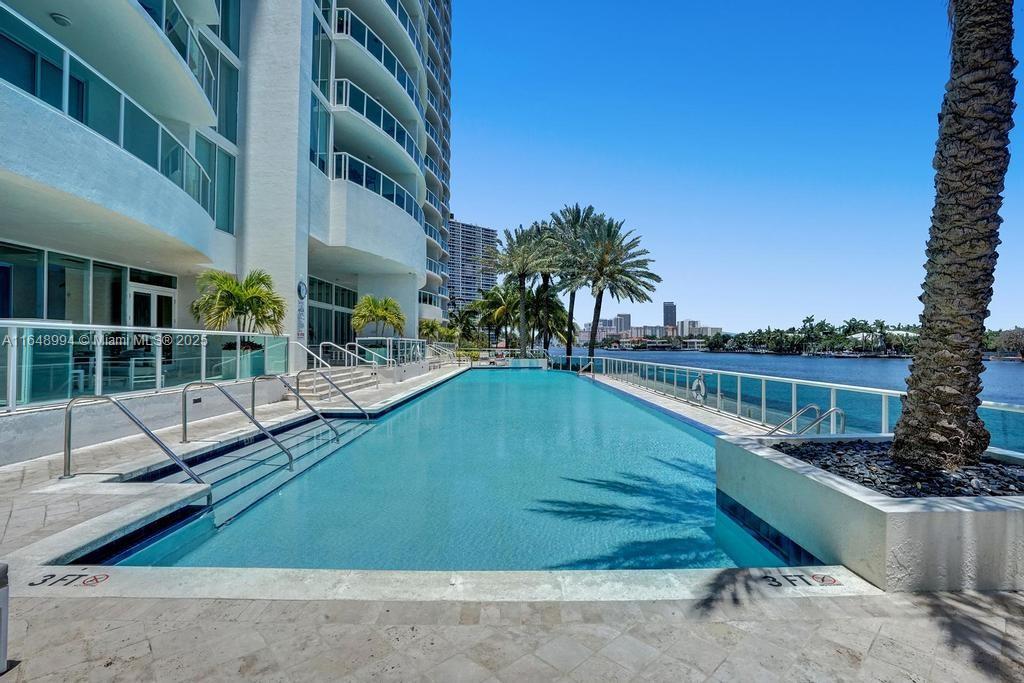20201 E Country Club Dr # 1604