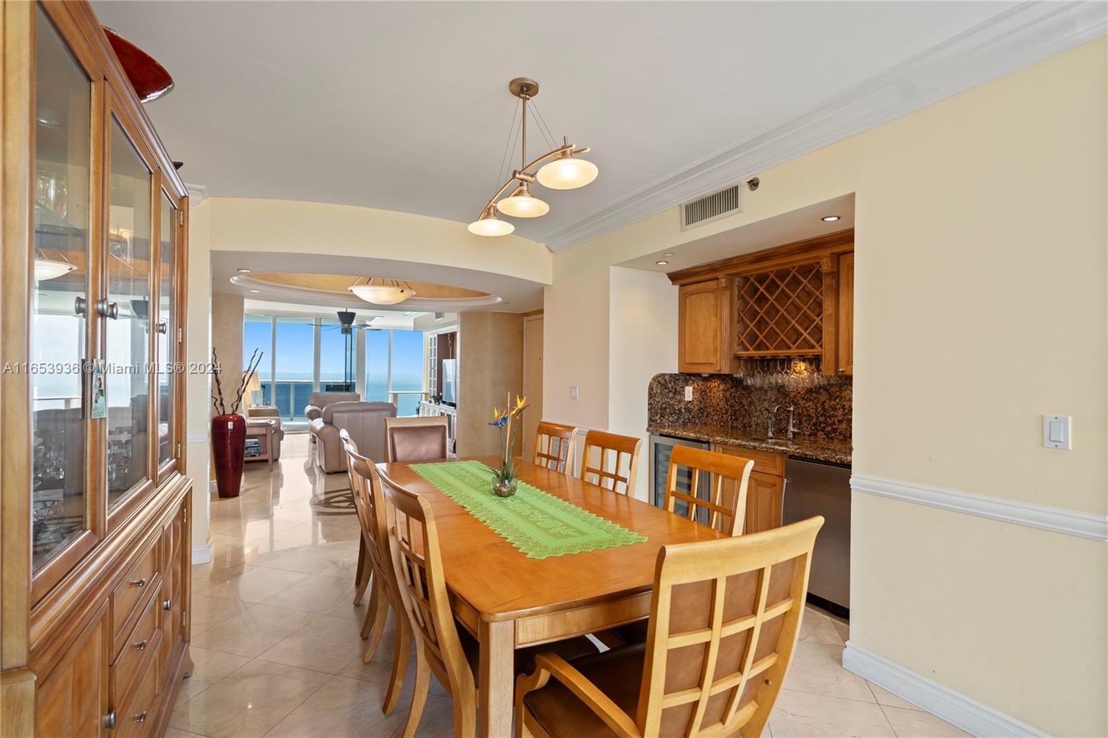 18911 Collins Ave # 2704