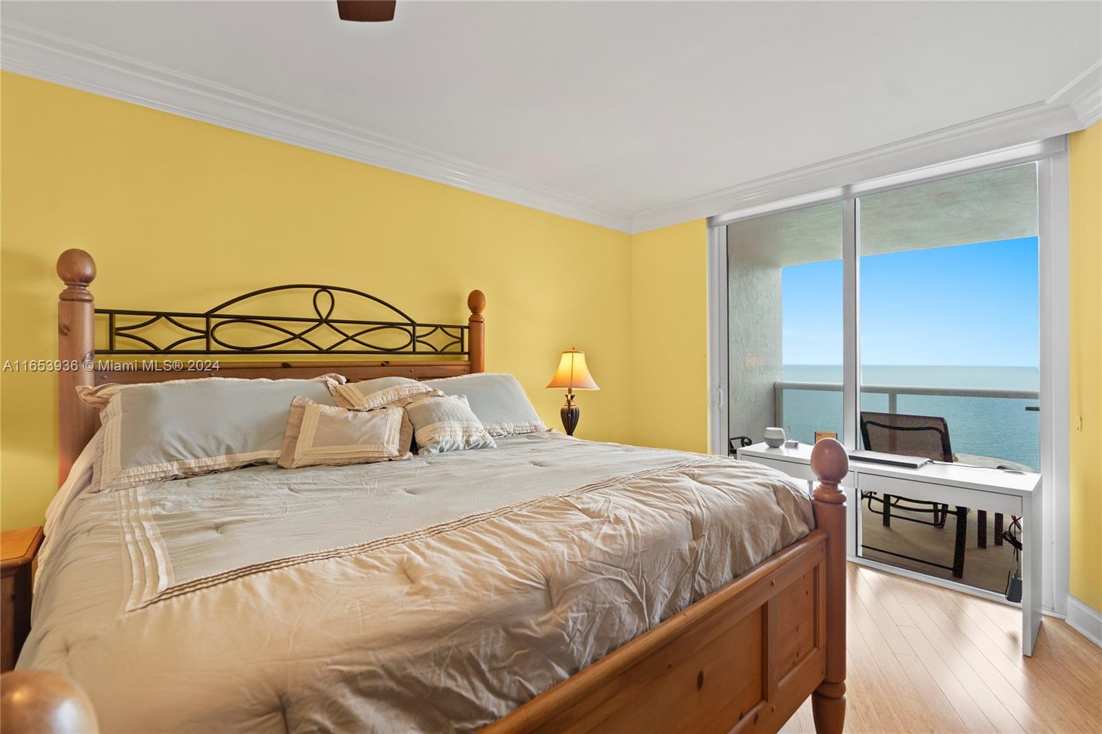 18911 Collins Ave # 2704