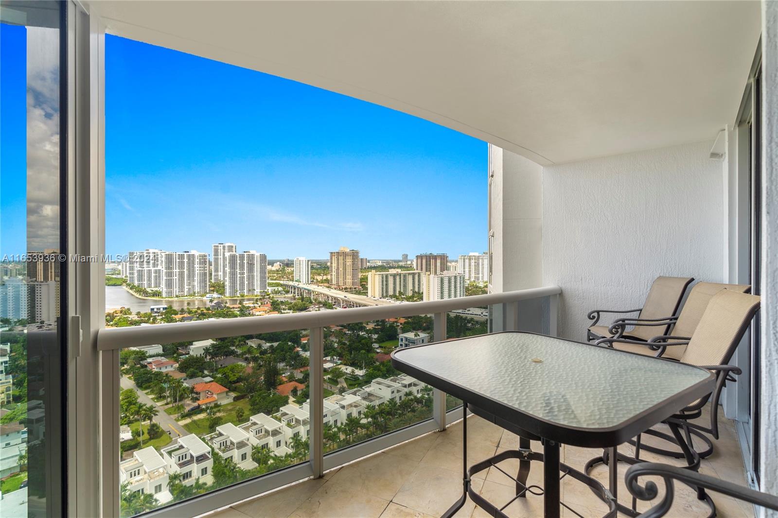 18911 Collins Ave # 2704