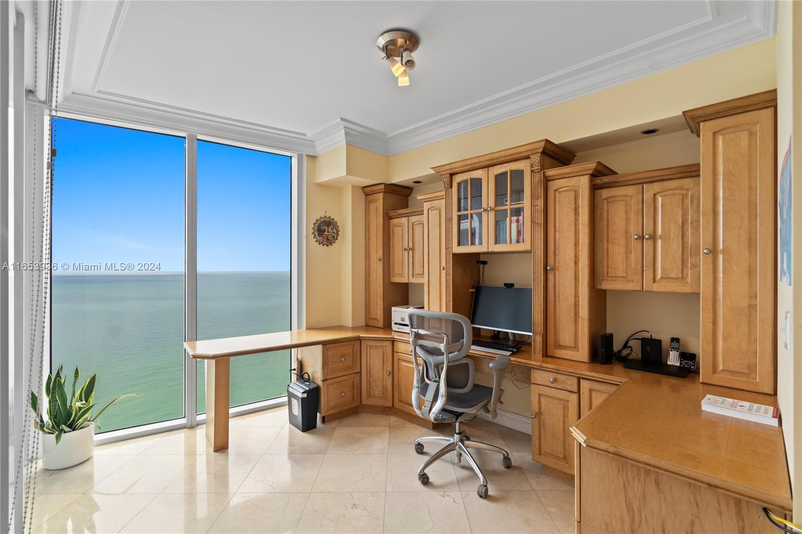 18911 Collins Ave # 2704