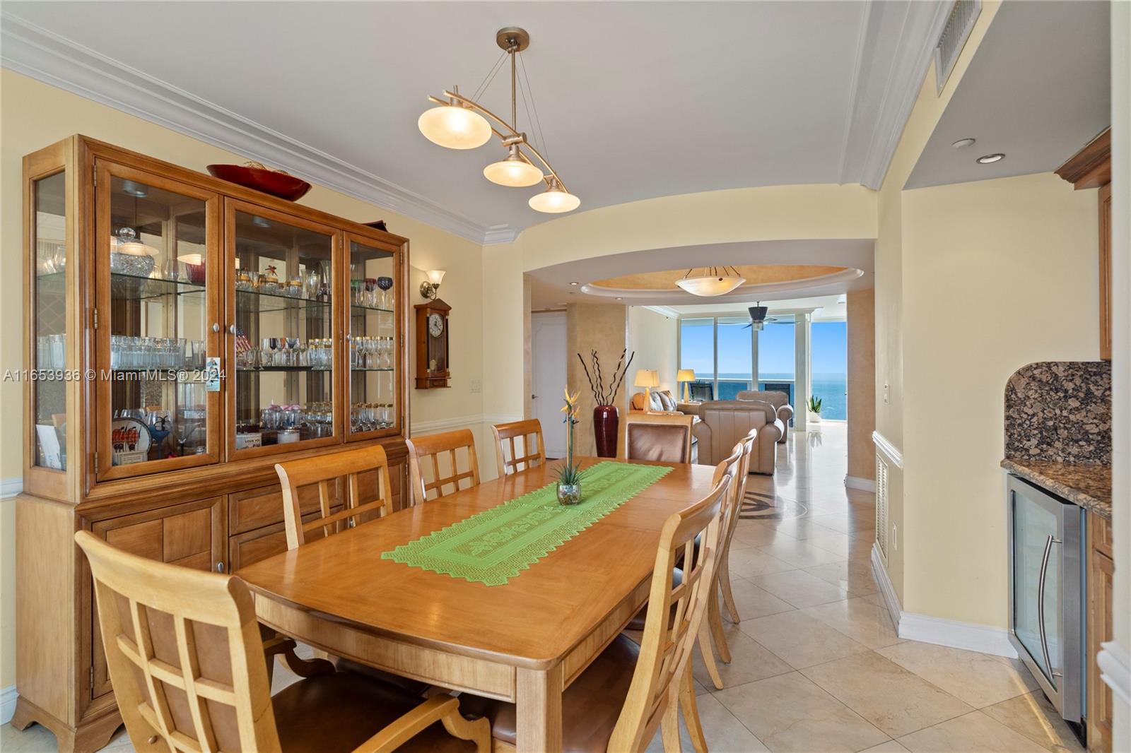 18911 Collins Ave # 2704