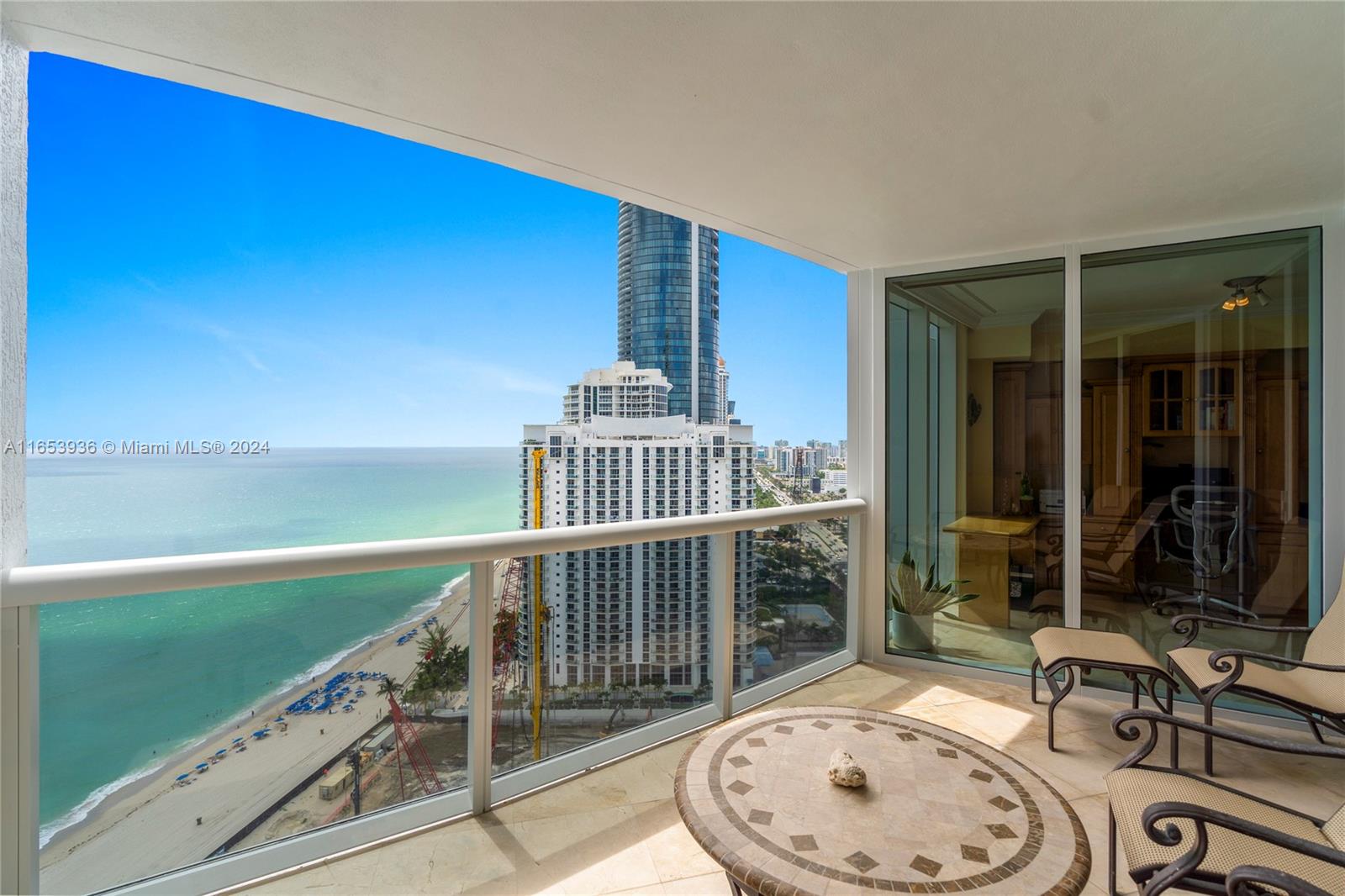 18911 Collins Ave # 2704