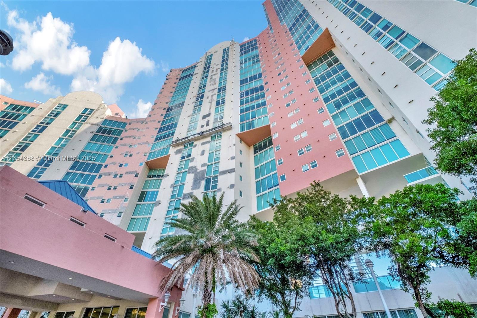 3370 Hidden Bay Dr # 2708