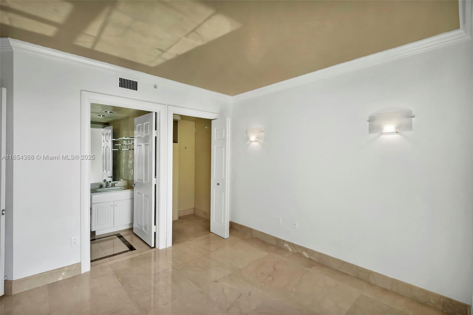 3370 Hidden Bay Dr # 2708
