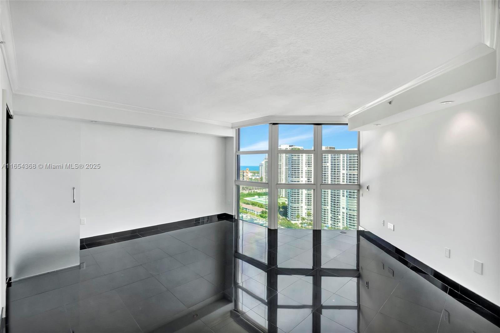 3370 Hidden Bay Dr # 2708