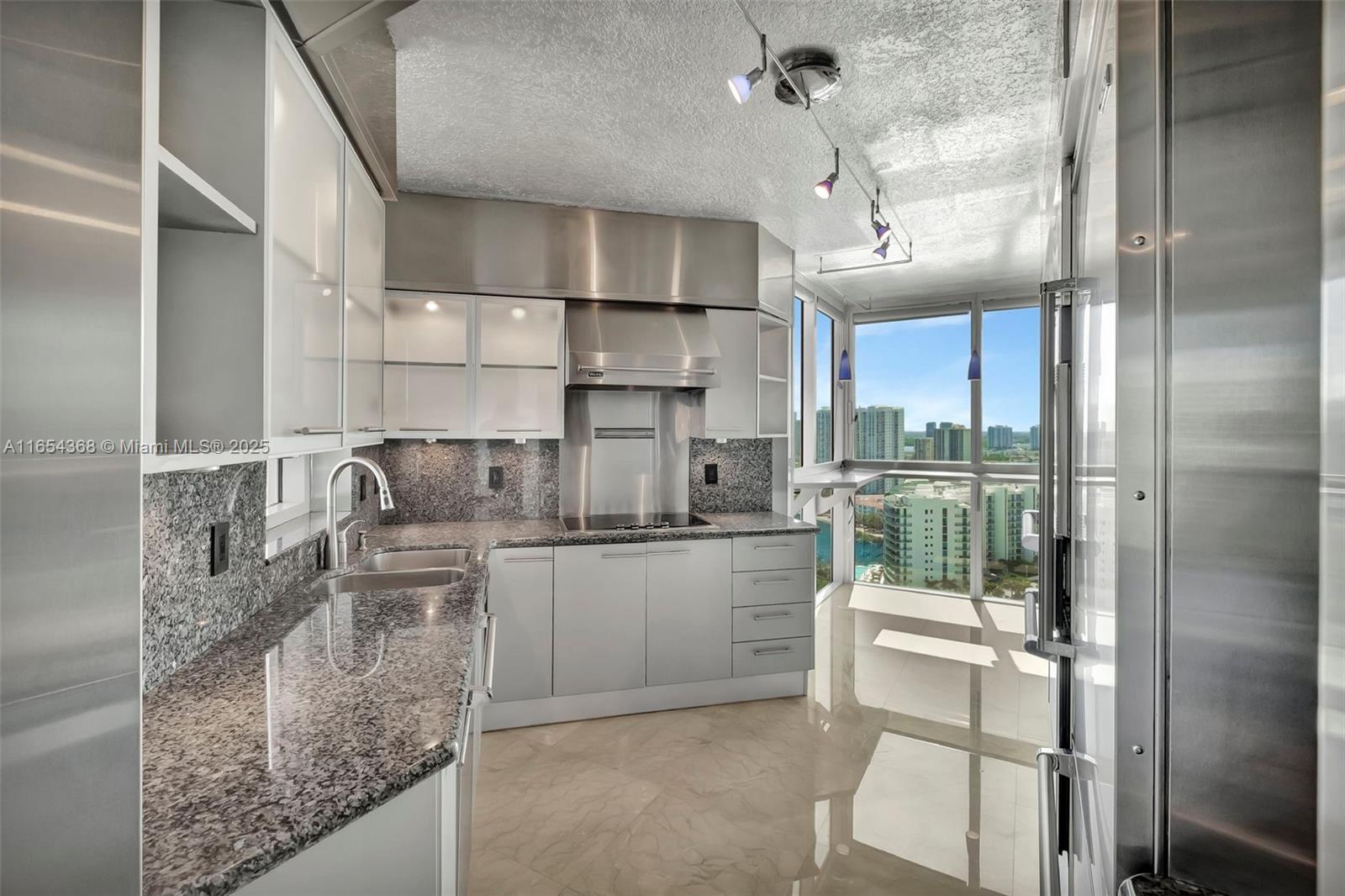 3370 Hidden Bay Dr # 2708