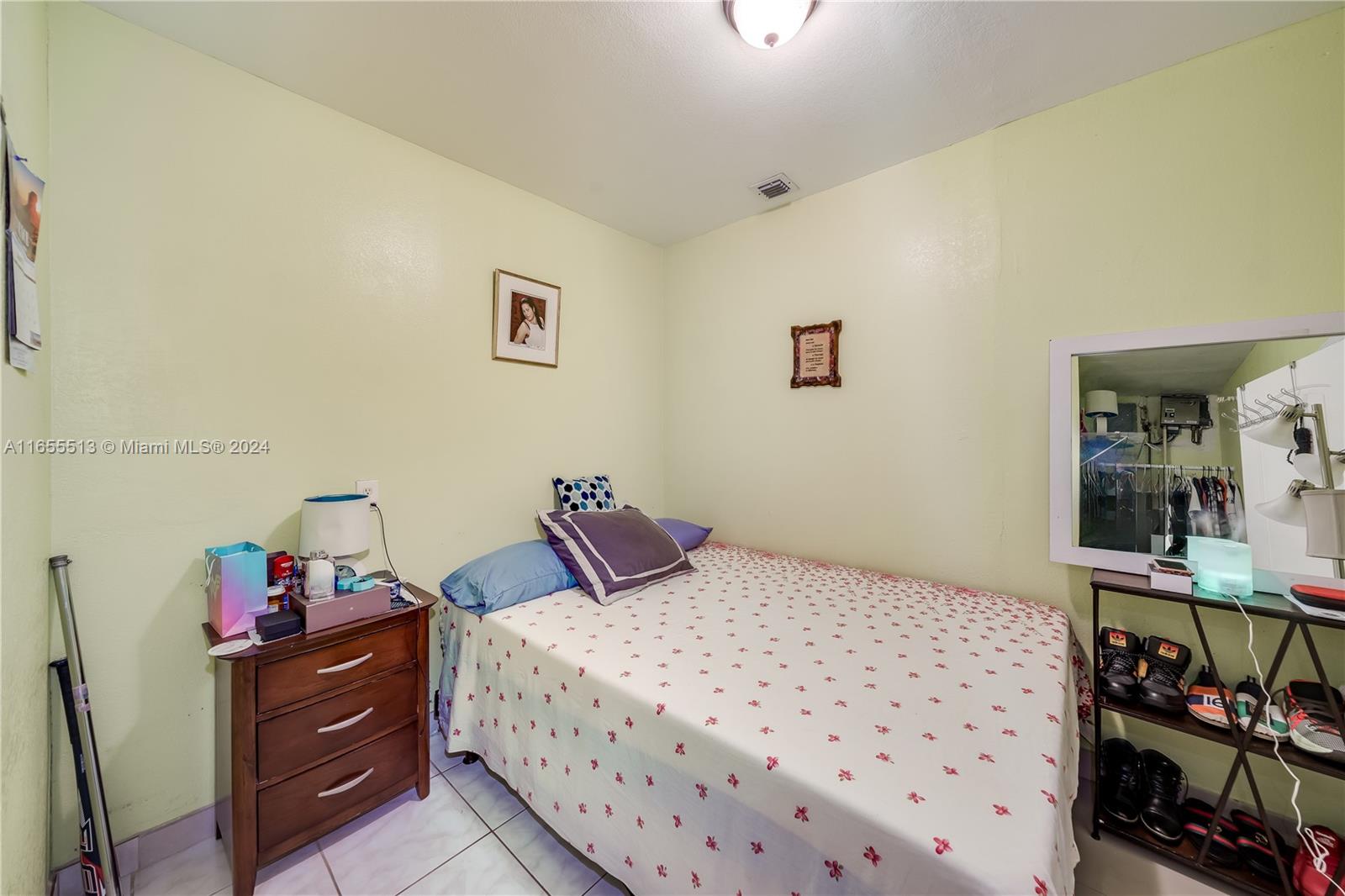 348 NE 118th St