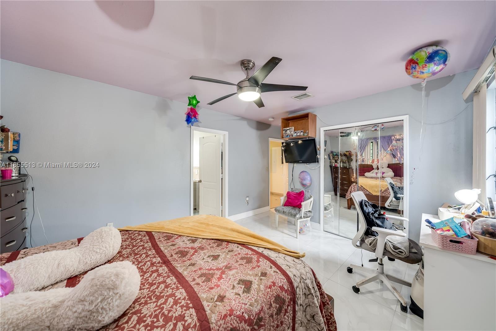 348 NE 118th St