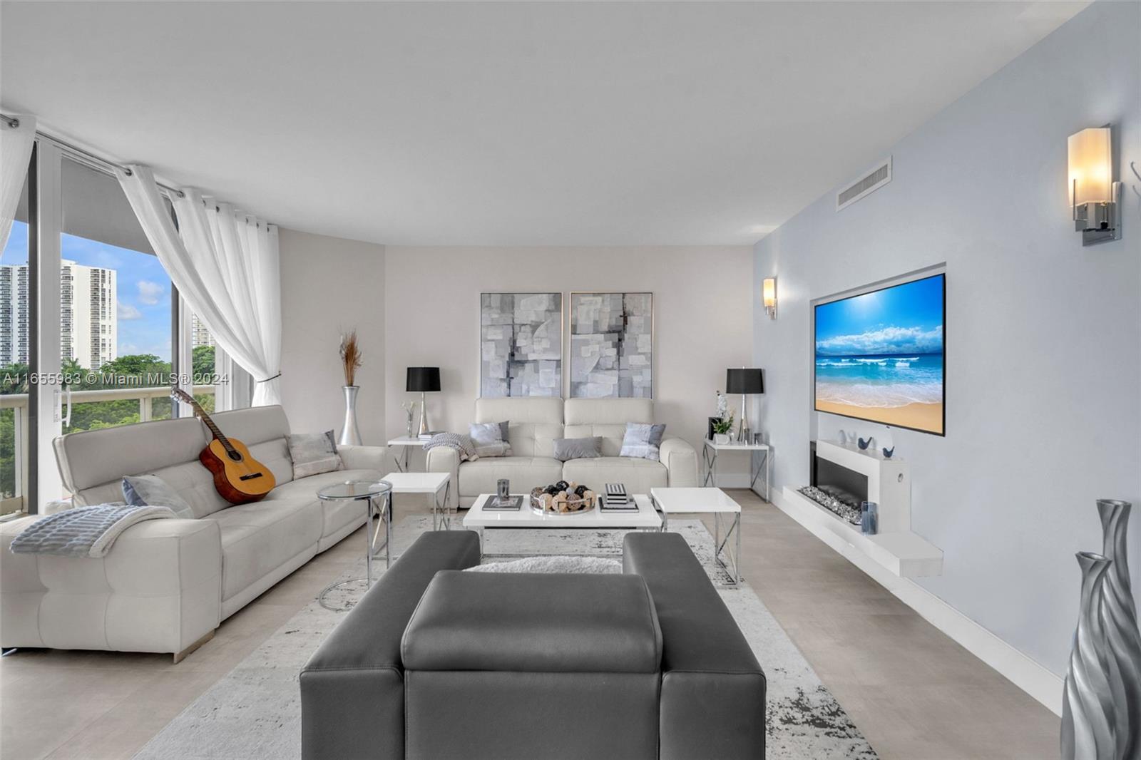 20191 E Country Club Dr # 601