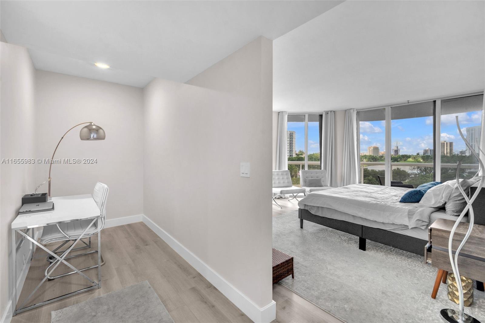 20191 E Country Club Dr # 601