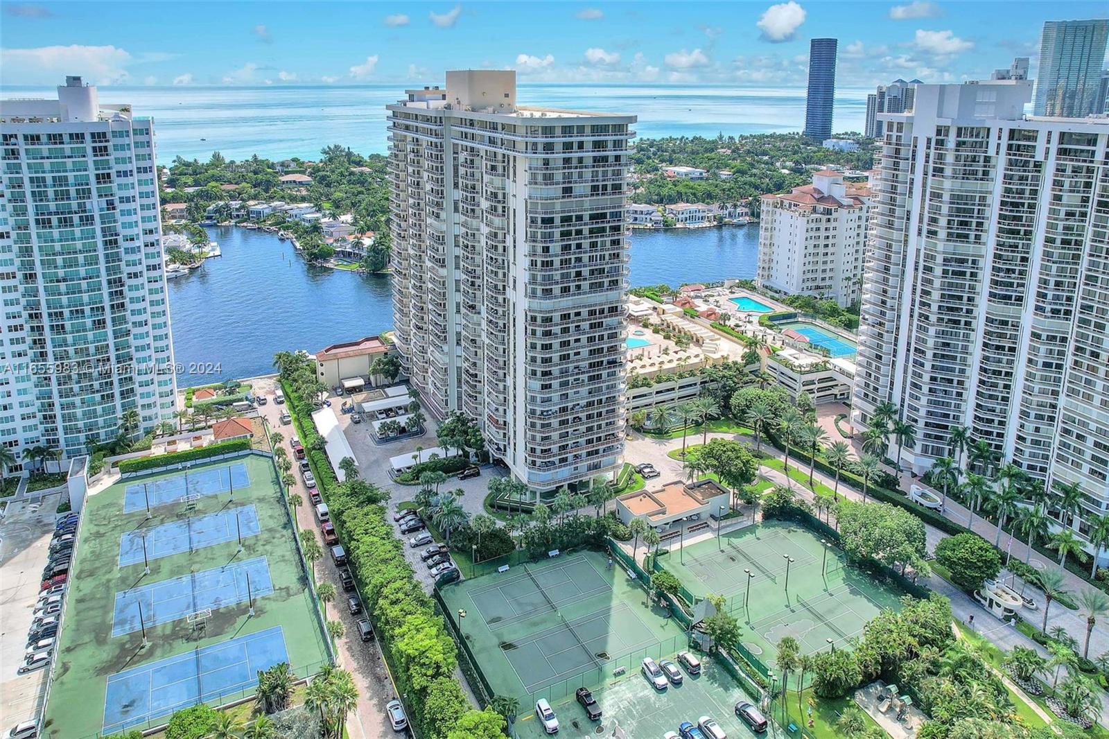 20191 E Country Club Dr # 601