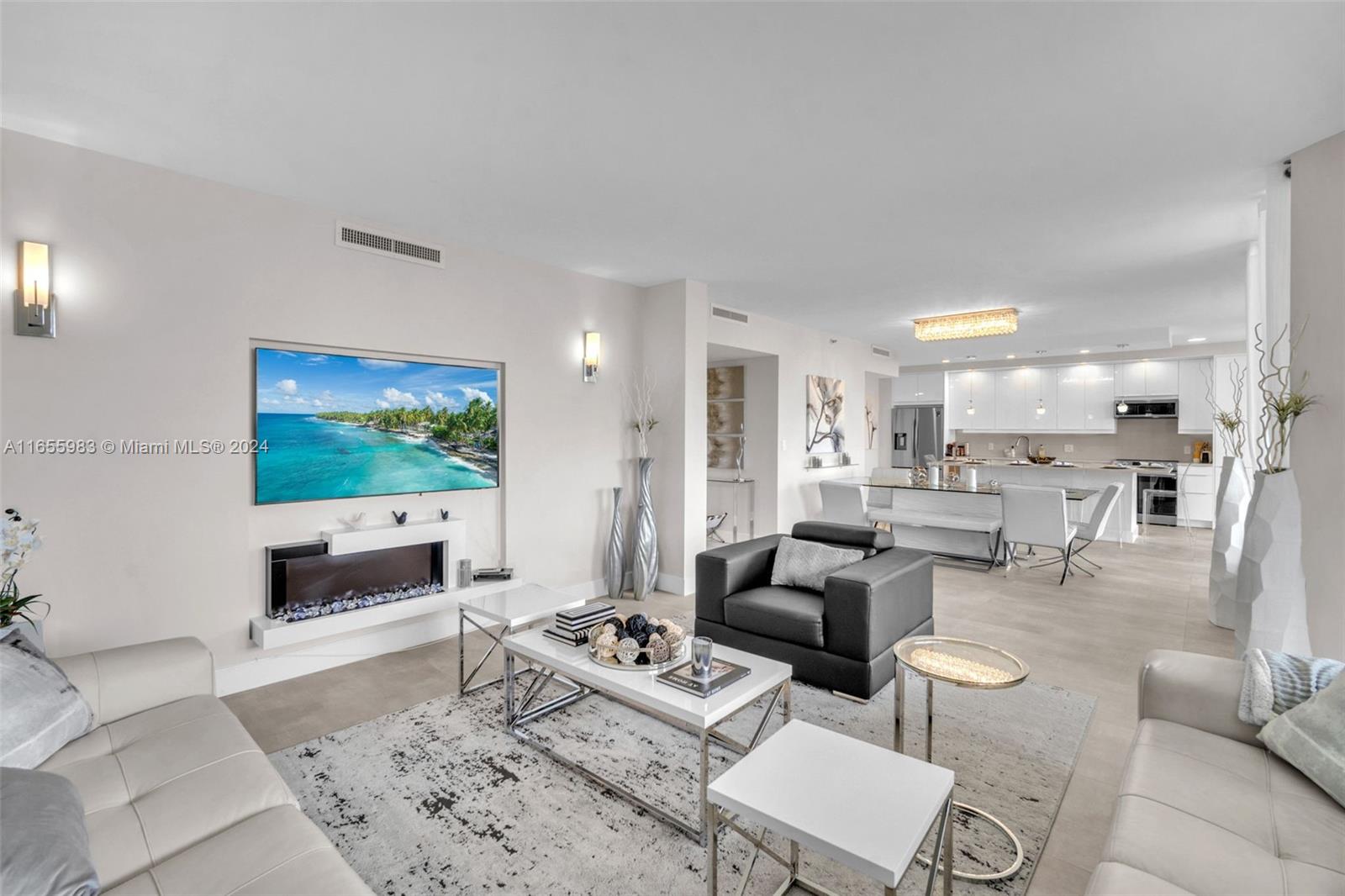 20191 E Country Club Dr # 601