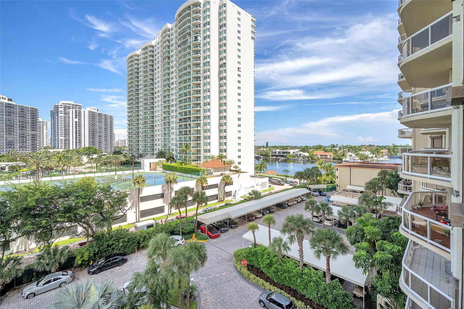 20191 E Country Club Dr # 601